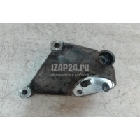 Кронштейн опоры КПП Mitsubishi Carisma (DA) (1995 - 1999) M611139