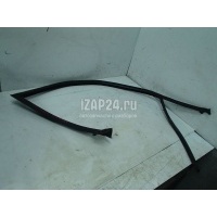 Уплотнитель стекла двери VAG A8 [4E] (2002 - 2010) 4E0837440L
