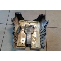 Кожух рулевой колонки нижний Mitsubishi Pajero/Montero IV (V8, V9) (2007 - ) 8065A041XA