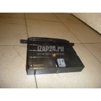 Подстаканник Hyundai-Kia Sportage (1993 - 2006) 0K08B64677B00