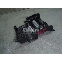 Корпус блока предохранителей VAG Touareg (2002 - 2010) 7L0937548A