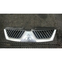 Решетка радиатора Mitsubishi Outlander XL 2006-2012 2007 7450A037HB