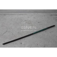 Накладка стекла заднего правого Land Rover Freelander 2 (2007 - 2014) LR001737