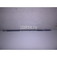 Накладка стекла переднего правого Toyota CorollaVerso (2004 - 2009) 7571064010