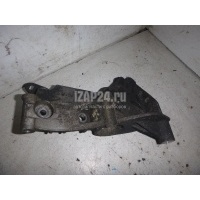 Кронштейн генератора Renault Tiida (C11) (2007 - 2014) 8200695957