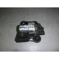 Клапан пневматический Land Rover Range Rover III (LM) (2002 - 2012) RVK000040