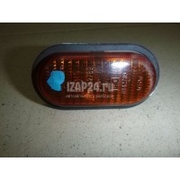 Повторитель на крыло желтый Renault Twingo (1993 - 2007) 7700847333