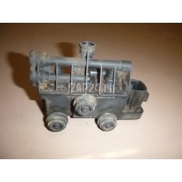 Клапан пневматический Land Rover Range Rover III (LM) (2002 - 2012) RVH500050