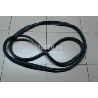 Уплотнитель двери Mazda BT-50 (2006 - 2012) UR6372761A