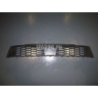 Решетка в бампер центральная VAG Octavia (A7) (2013 - 2020) 5E0853677F9B9