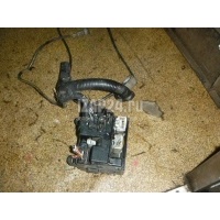 Блок предохранителей Mazda 626 (GF) (1997 - 2002) GE4T66760A