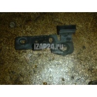 Направляющая капота Renault Kangoo (1997 - 2003) 8200153188