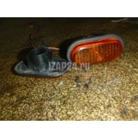 Повторитель на крыло желтый Renault Movano (1998 - 2010) 7700822136