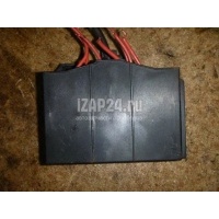 Крышка блока предохранителей GM Meriva (2003 - 2010) 90589541