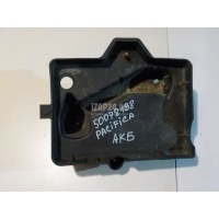 Крепление АКБ (корпус/подставка) Chrysler Pacifica (2003 - 2008) 04719682AA