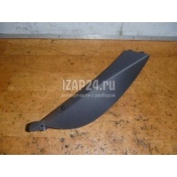 Обшивка двери багажника Renault Clio III (2005 - 2012) 8200325412