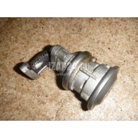 Клапан рециркуляции выхлопных газов VAG A6 [C6,4F] (2004 - 2011) 06E131101A