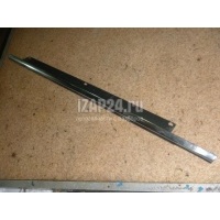 Накладка стекла заднего правого VAG Q7 [4L] (2005 - 2015) 4L0853764A2ZZ