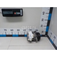 Компрессор системы кондиционирования Subaru Impreza (G11) (2000 - 2007) 73111FE021