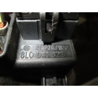Блок предохранителей VAG Superb (2002 - 2008) 8L0941822A