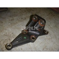 Кронштейн двигателя правый Avensis 2003 - 2008 123150D040