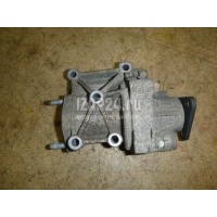 Насос водяной (помпа) Mitsubishi 4007 (2008 - 2013) 1300A083