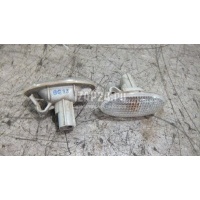 Повторитель на крыло белый Mazda Mazda 2 (DE) (2007 - 2014) GJ6A51120E