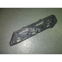 Направляющая переднего бампера правая VAG Caddy III (2004 - 2015) 1T0807050