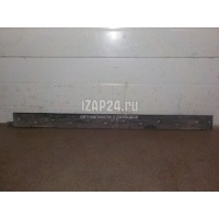 Накладка на порог (наружная) Mazda CX 5 (2012 - 2017) KD5351P50C