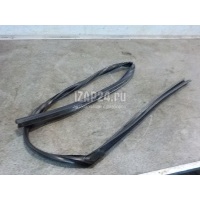 Уплотнитель стекла двери Nissan EX/QX50 (J50) (2008 - 2017) 803301BA0A