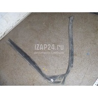 Уплотнитель двери Toyota Highlander II (2007 - 2013) 6788748020