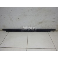 Накладка стекла заднего правого VAG A1 (8X) (2010 - 2018) 8X4839478A
