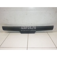 Обшивка двери багажника Toyota Auris (E18) (2012 - ) 6479002080C0