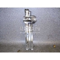 Кронштейн замка капота Mitsubishi Pajero/Montero II (V1, V2, V3, V4) (1991 - 1996) MB674203