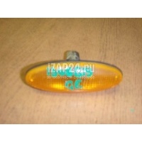 Повторитель на крыло желтый Mazda 323 (BA) (1994 - 1998) GA5R51120B