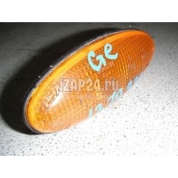 Повторитель на крыло желтый Mazda 323 (BA) (1994 - 1998) GA5R51120B