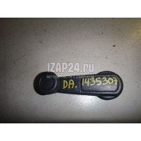 Ручка стеклоподъемника Mitsubishi Carisma (DA) (1995 - 1999) MR740931