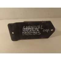 Кронштейн усилителя переднего бампера Hyundai-Kia Carnival (1999 - 2005) 0K55X50080