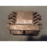 Блок управления двигателем Renault Logan (2005 - 2014) 8200483732