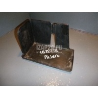 Крепление АКБ (корпус/подставка) Mitsubishi Pajero/Montero Sport (K9) (1997 - 2008) MR383497