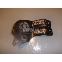 Кронштейн передней балки Land Rover Freelander 2 (2007 - 2014) LR006223