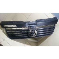 Решетка радиатора VAG Transporter T5 (2003 - 2015) 7H0853653