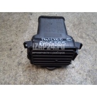 Дефлектор воздушный Nissan Patrol (Y61) (1997 - 2009) 68761VB001