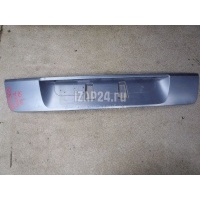 Накладка двери багажника Renault Scenic II (2003 - 2009) 8200139781