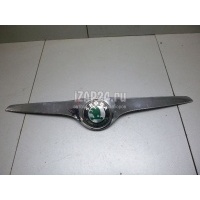 Молдинг капота VAG Fabia (2007 - 2015) 5J0853633