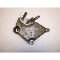 Кронштейн опоры КПП Mitsubishi Carisma (DA) (1995 - 1999) M611139