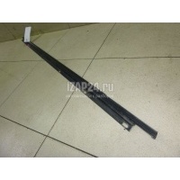 Накладка стекла переднего правого VAG Golf V (2003 - 2009) 1K3837478D5AP