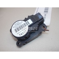 Моторчик заслонки отопителя Renault Megane II (2003 - 2009) 7701207720