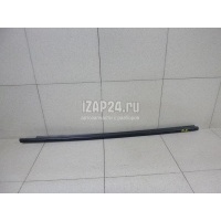 Накладка стекла переднего правого Mitsubishi Space Star (1998 - 2004) MR135744