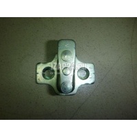 Ответная часть замка двери GM Spark (2010 - 2015) 95025805